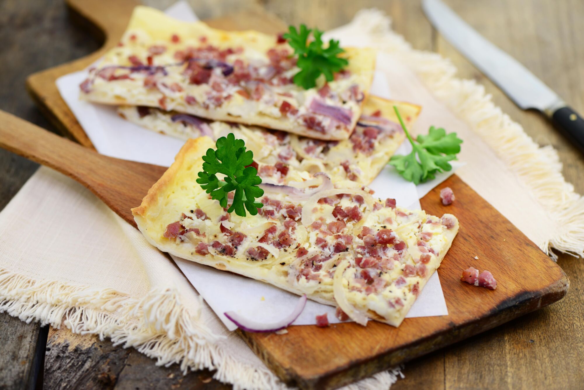 Quelles sont les différentes façons de cuire une tarte flambée ou pizza sur une pierre réfractaire ? Wintzenheim